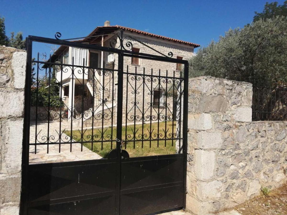 Parnassos cottage