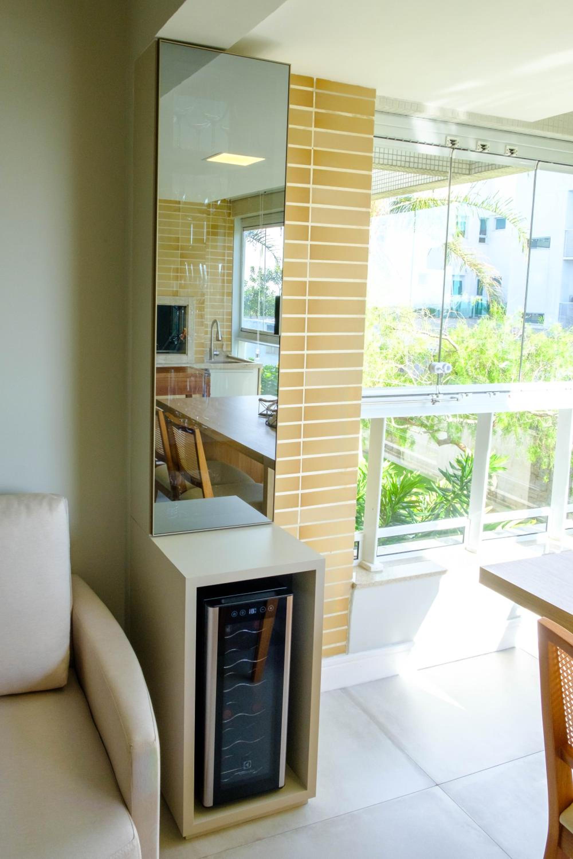 Essence Life Residence com Vista Mar, apartamento completo com 2 quartos em Condomínio Clube a 100 metros da Praia do Campeche, Florianópolis