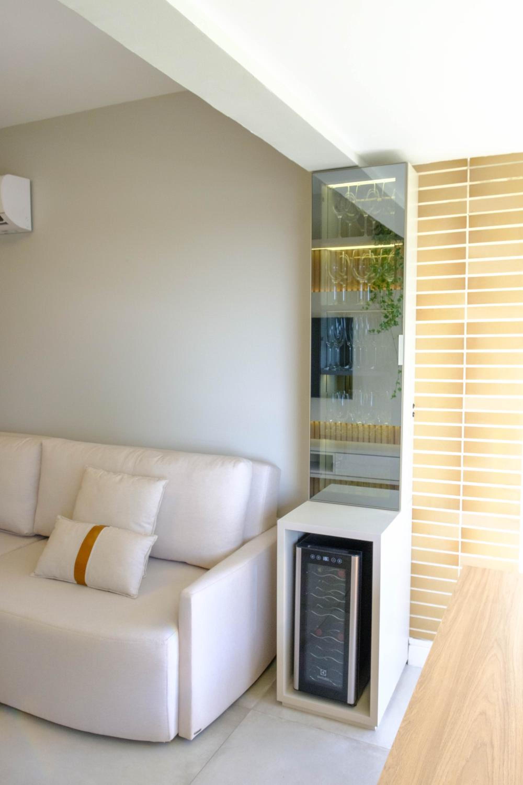 Essence Life Residence com Vista Mar, apartamento completo com 2 quartos em Condomínio Clube a 100 metros da Praia do Campeche, Florianópolis