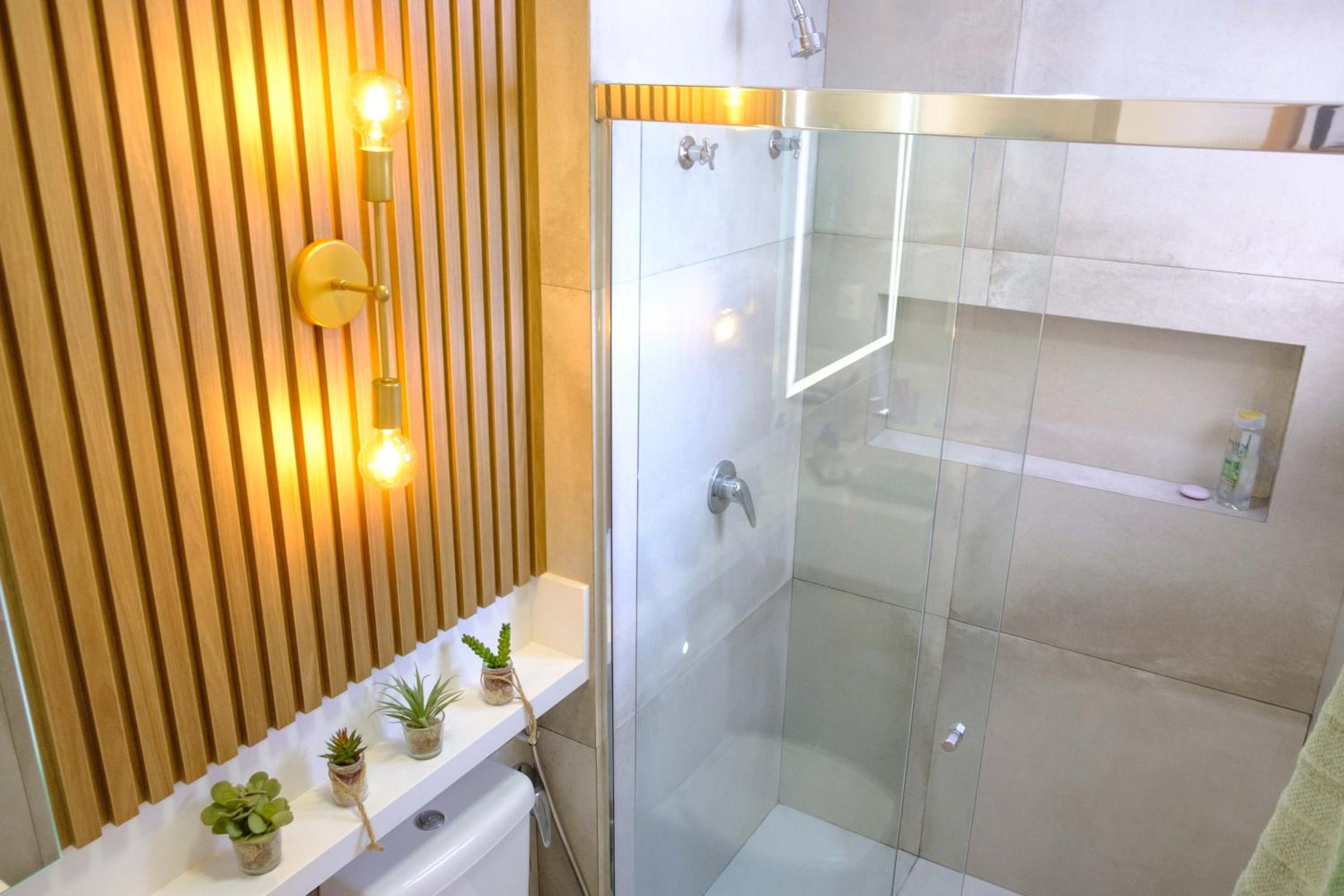 Essence Life Residence com Vista Mar, apartamento completo com 2 quartos em Condomínio Clube a 100 metros da Praia do Campeche, Florianópolis