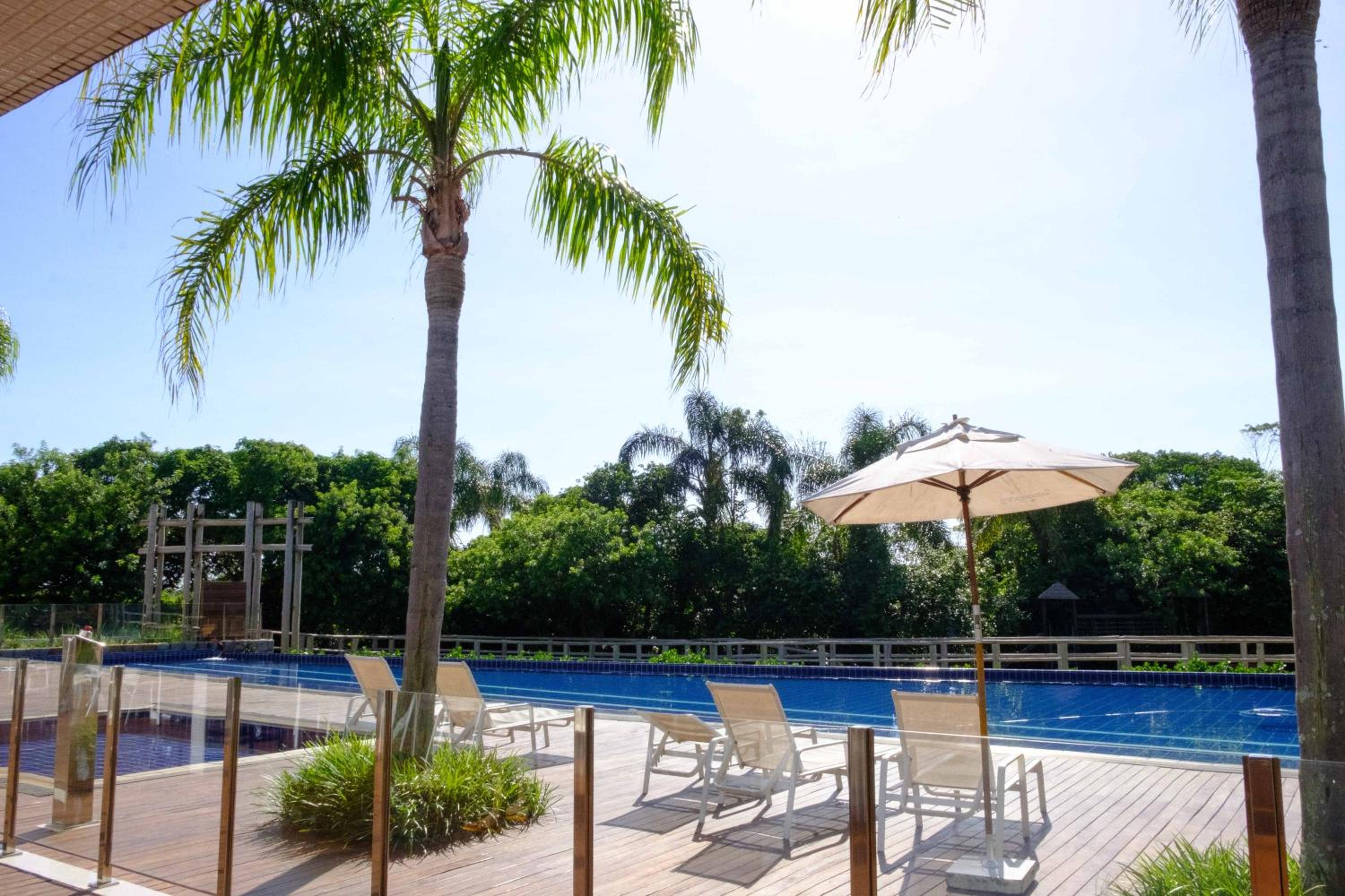 Essence Life Residence com Vista Mar, apartamento completo com 2 quartos em Condomínio Clube a 100 metros da Praia do Campeche, Florianópolis