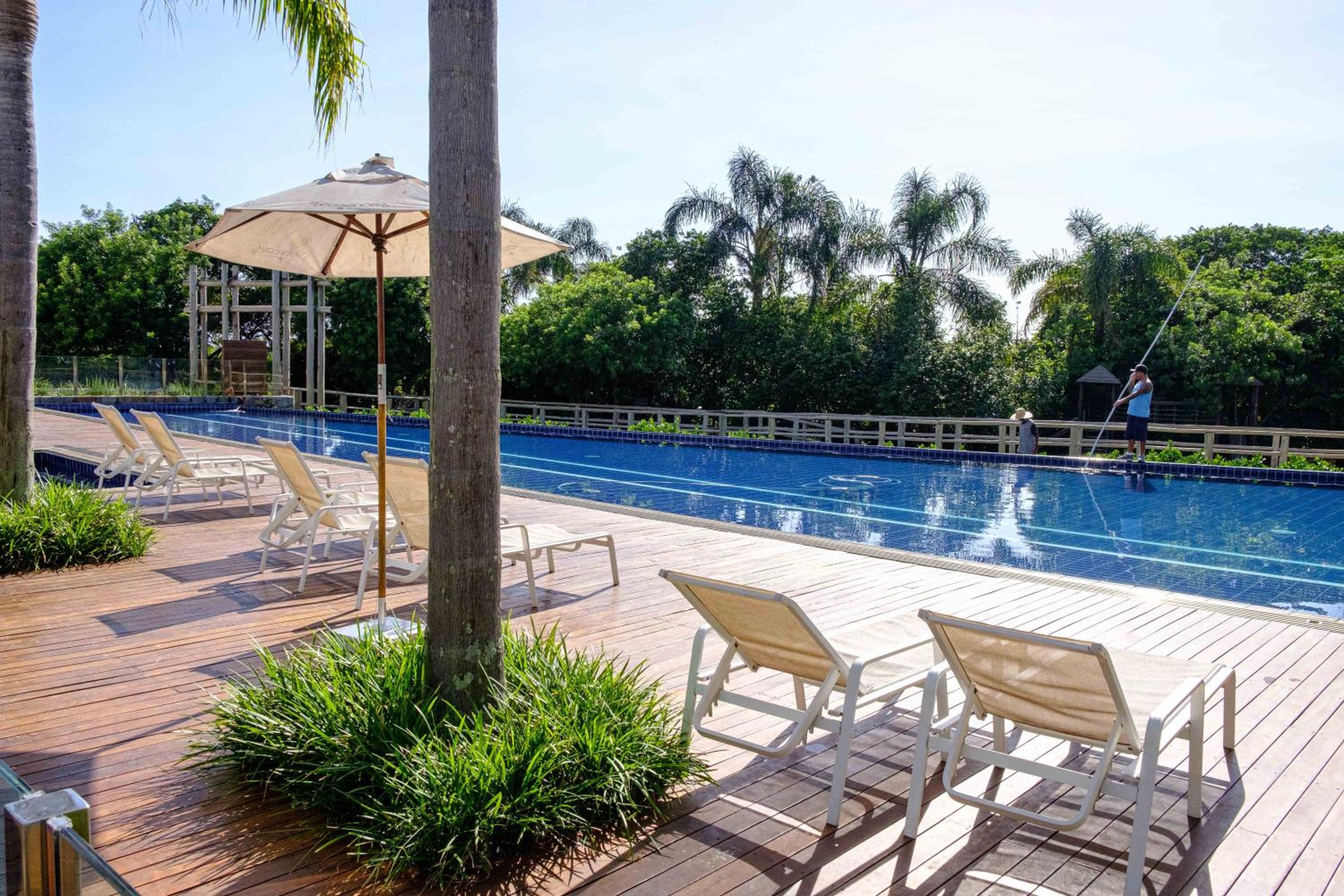 Essence Life Residence com Vista Mar, apartamento completo com 2 quartos em Condomínio Clube a 100 metros da Praia do Campeche, Florianópolis
