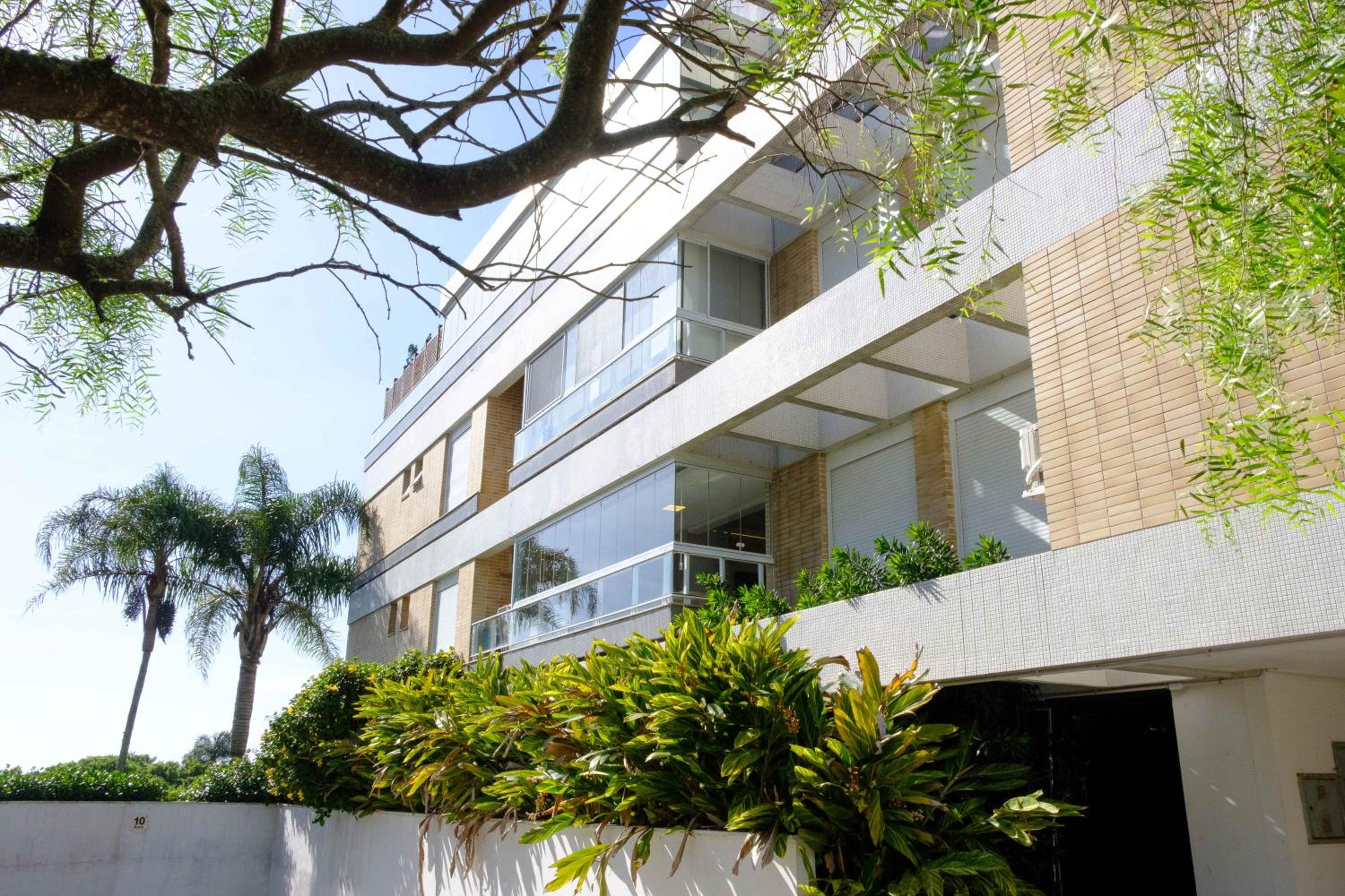 Essence Life Residence com Vista Mar, apartamento completo com 2 quartos em Condomínio Clube a 100 metros da Praia do Campeche, Florianópolis