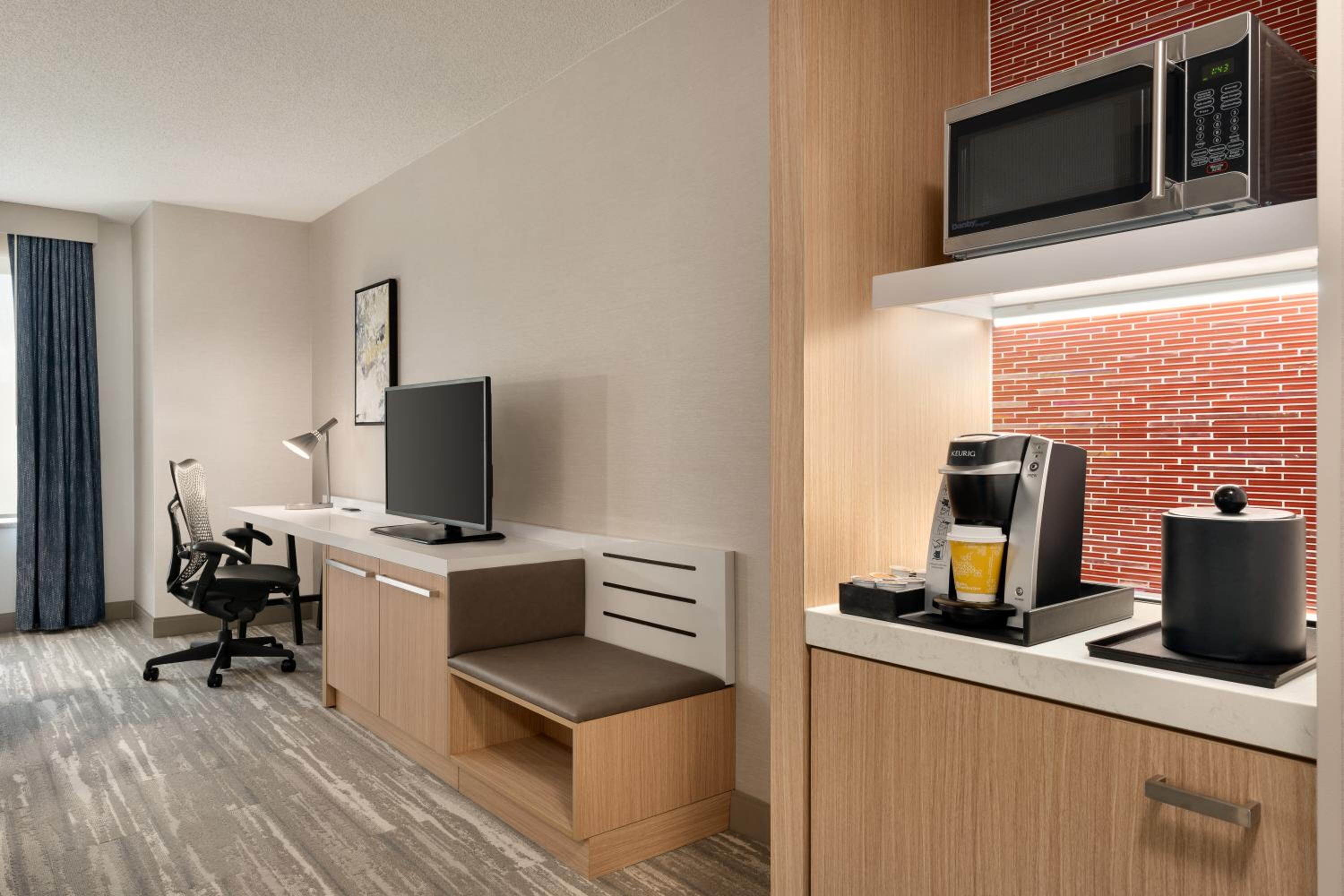 Hilton Garden Inn Tysons Corner - Property Image 25