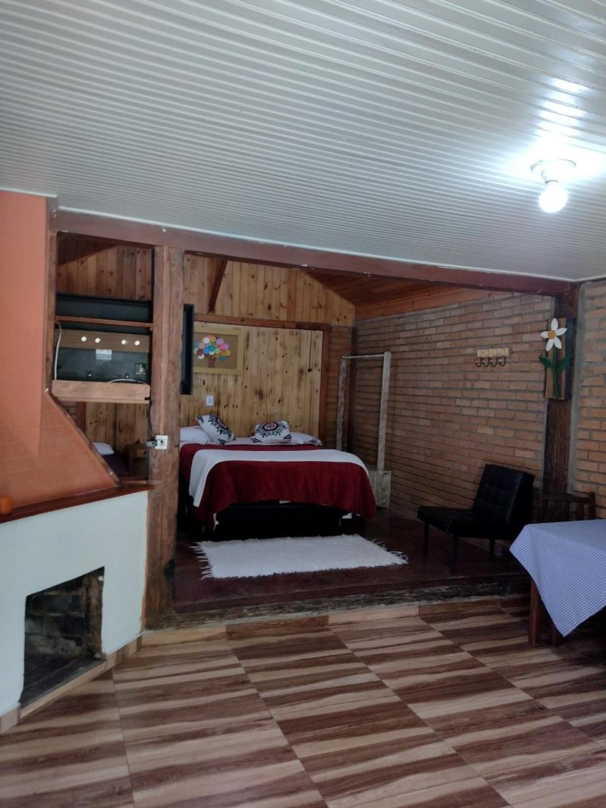 Photo 44