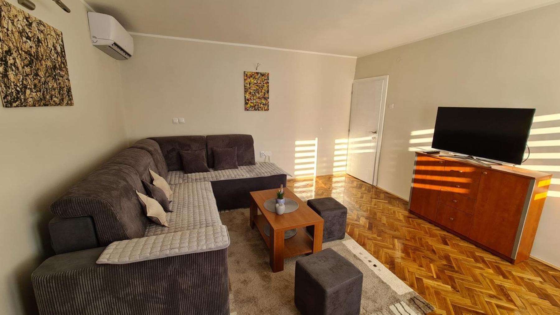 Apartman Enjoy Arandjelovac view 4