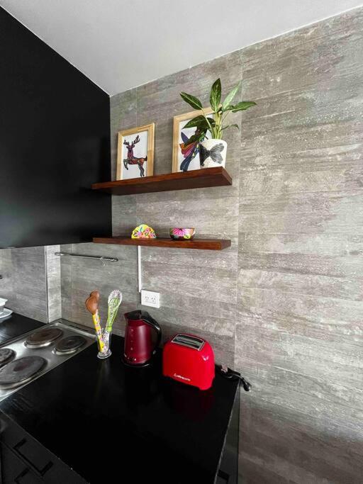 Departamento a una cuadra del mar, entre Playa Varese y Torreón del Monje