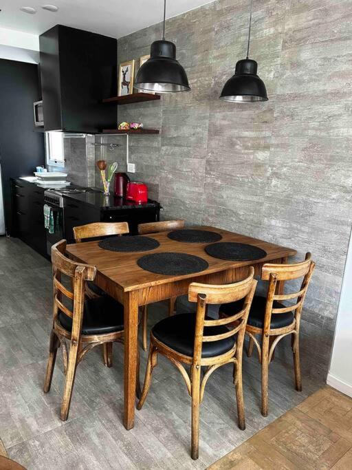 Departamento a una cuadra del mar, entre Playa Varese y Torreón del Monje
