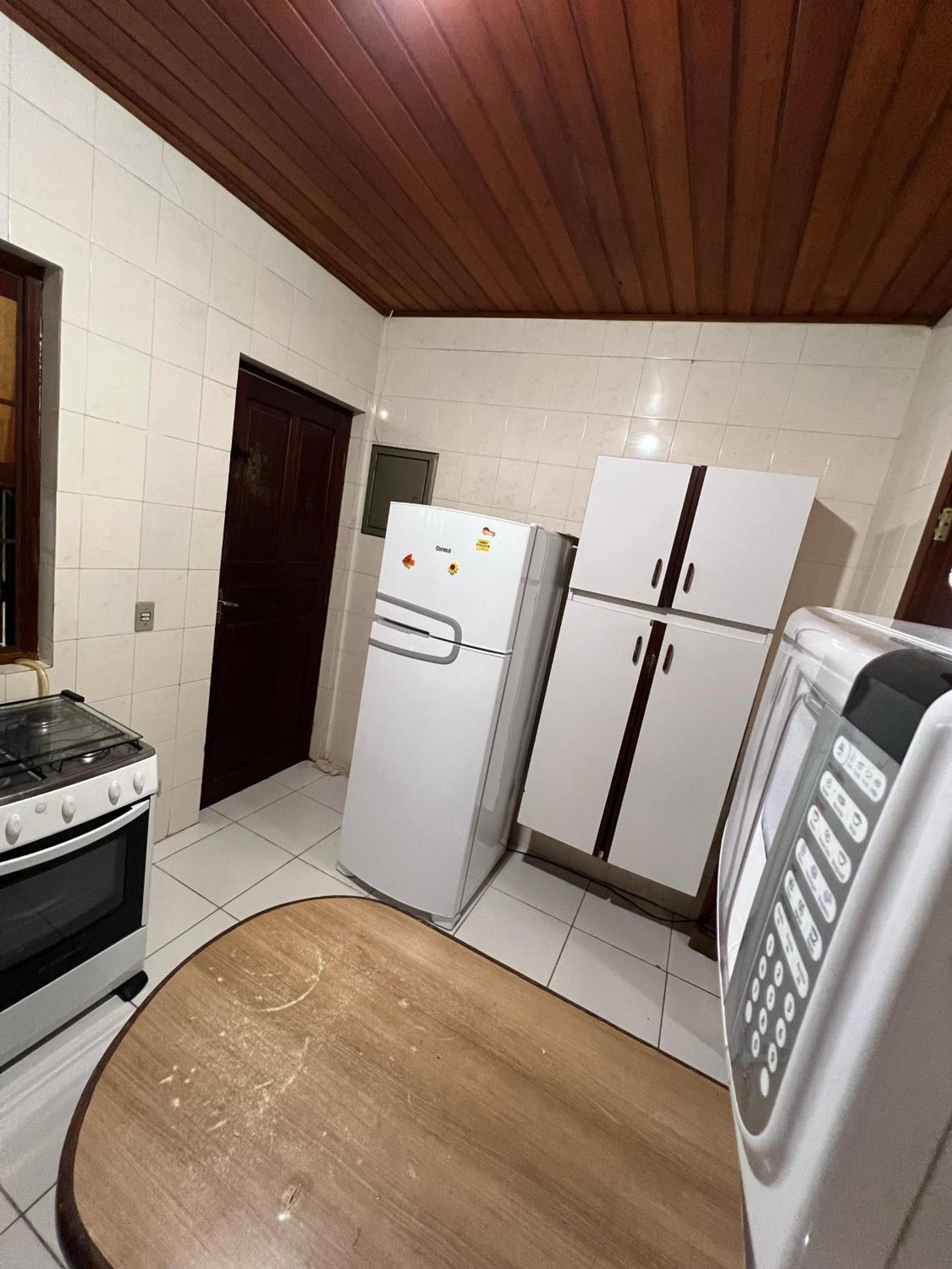 Casa a 250M da praia das Toninhas