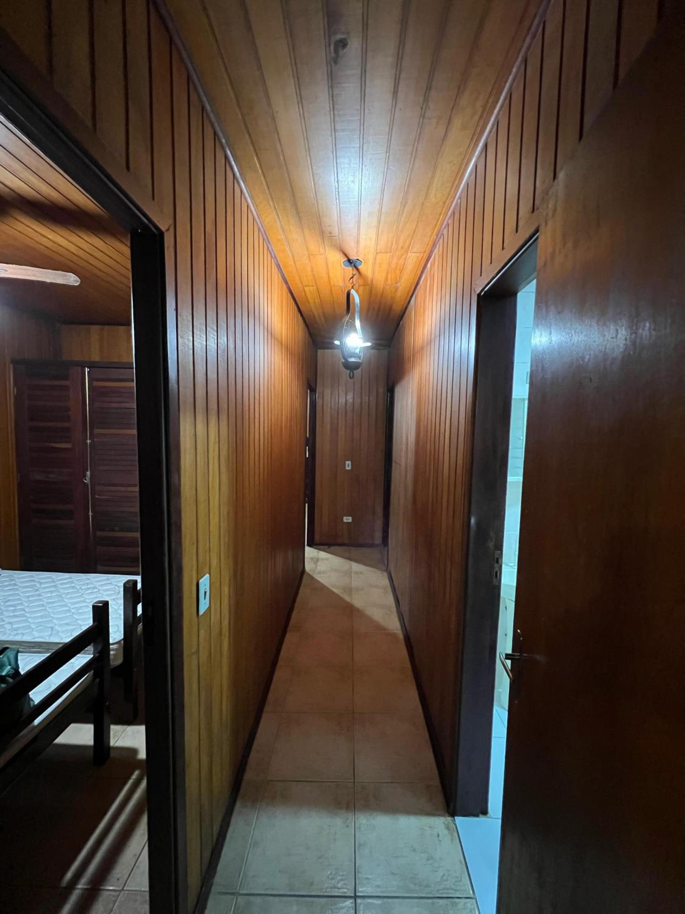 Casa a 250M da praia das Toninhas