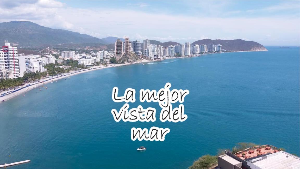 Espectacular apartamento con la MEJOR VISTA AL MAR, piscina y salida privada a la playa del Rodadero Santa Marta
