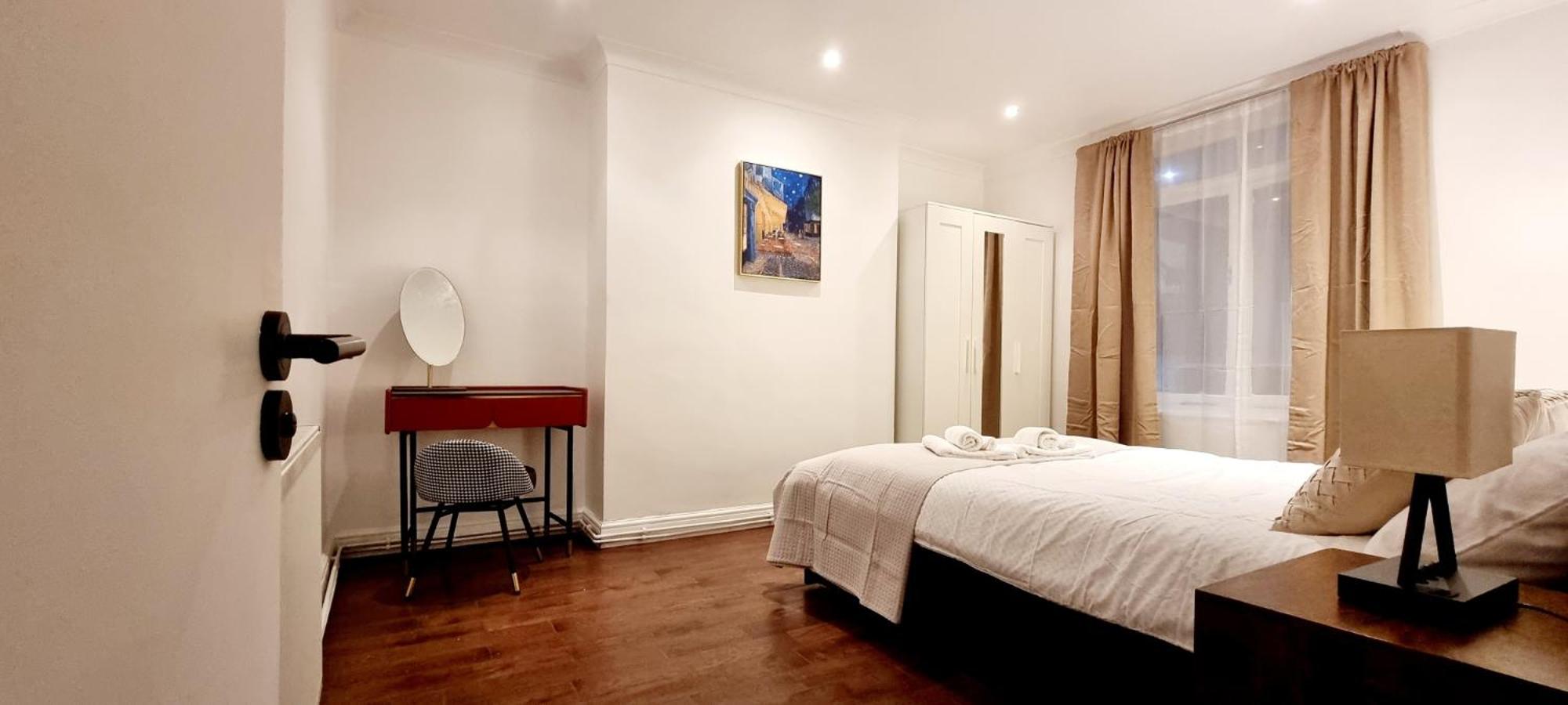 Charming Victorian Property with Aircon in Central London