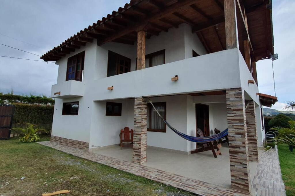 Finca Completa Carmen Viboral Naturaleza y Privacidad