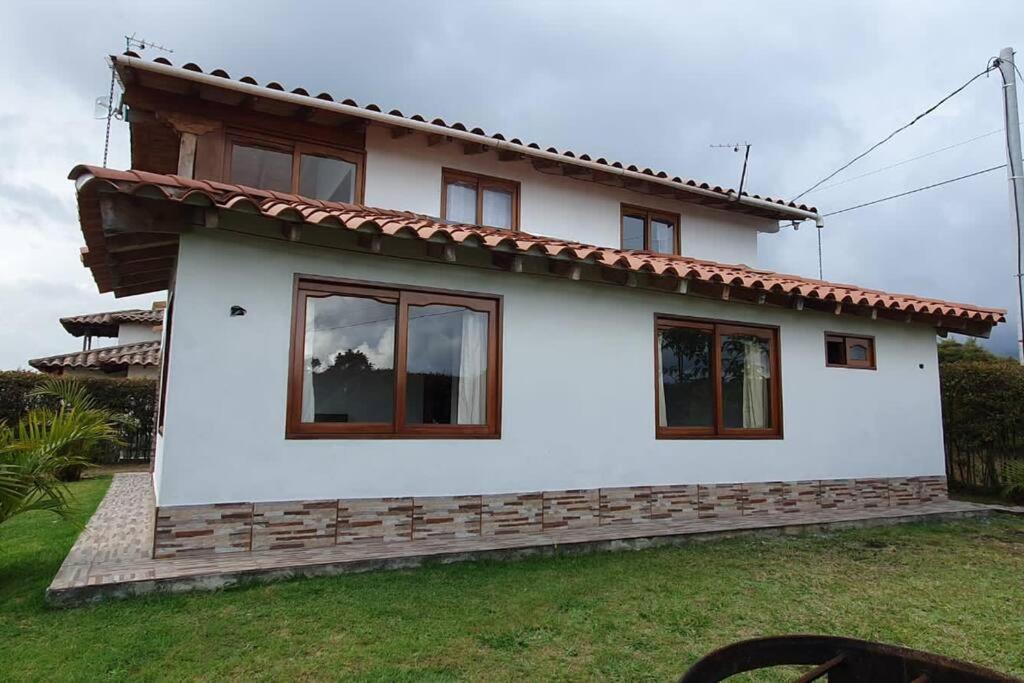 Finca Completa Carmen Viboral Naturaleza y Privacidad