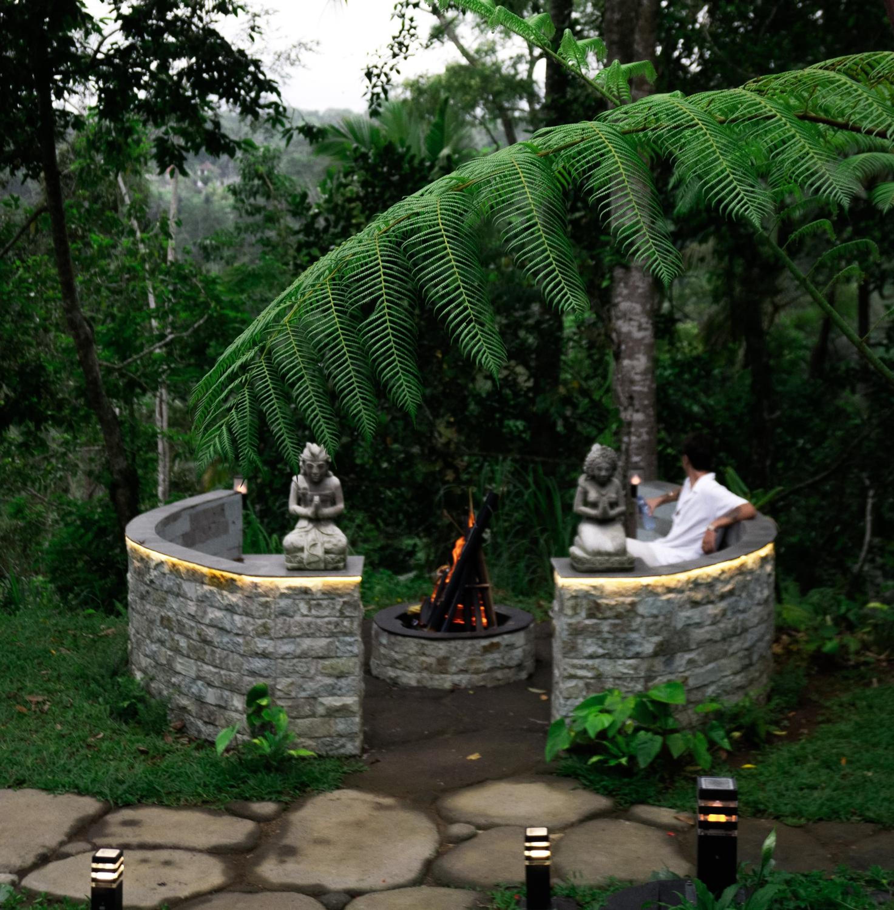 Delta Casa Ubud - A-Frame Villa with Volcano Views & Hot Tub