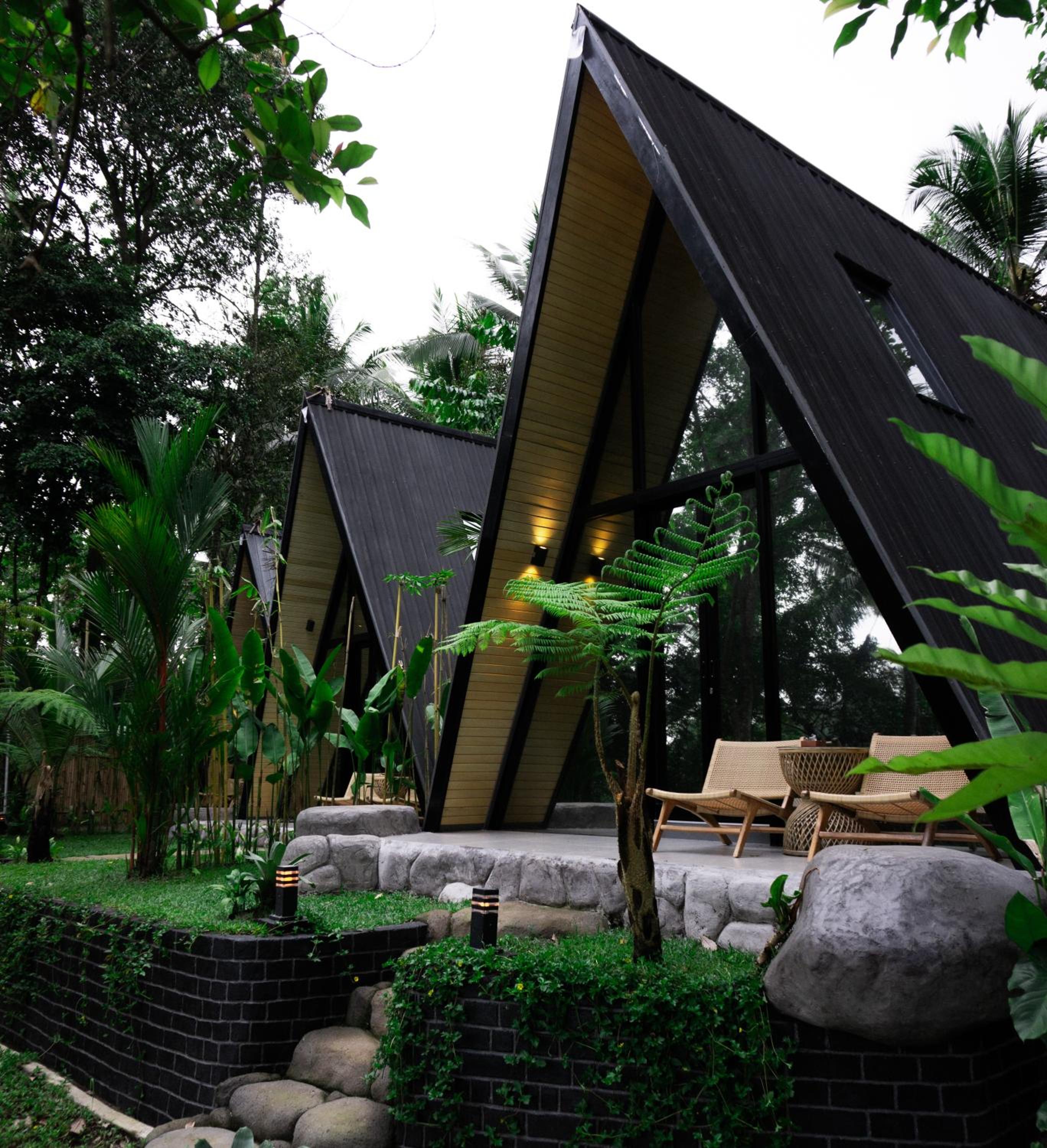 Delta Casa Ubud - A-Frame Villa with Volcano Views & Hot Tub