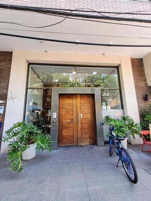 Cercano a Costanera Center, bonito, central y comodo departamento para 2 personas