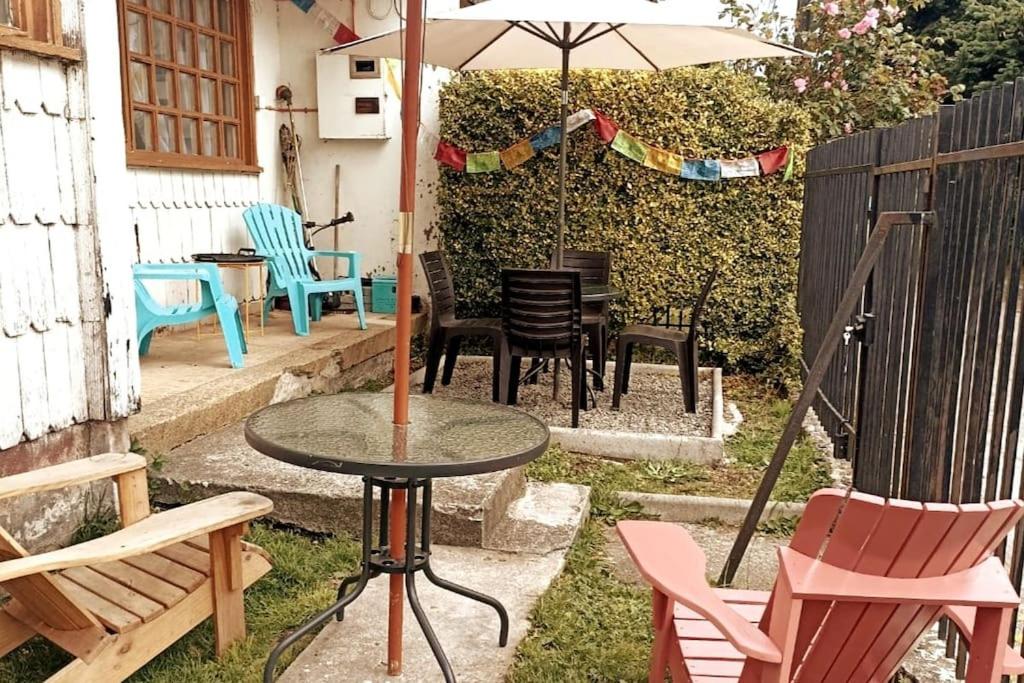 Casa completa para 6 personas centro Puerto Montt, 700 metros estatua enamorados