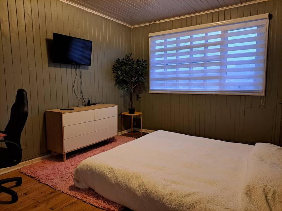 Casa completa para 6 personas centro Puerto Montt, 700 metros estatua enamorados