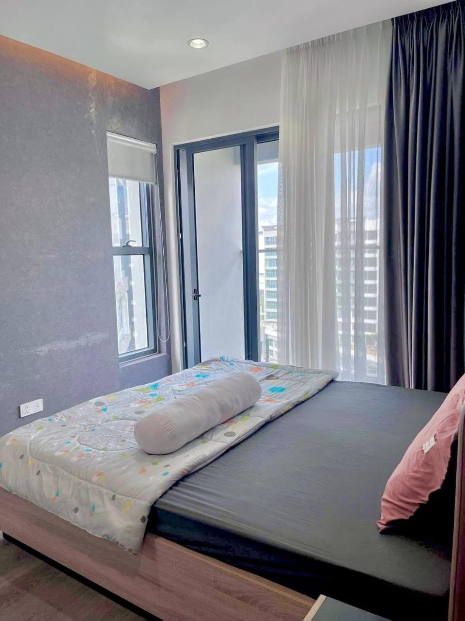 Căn hộ 2pn2wc full nội thất siêu đẹp khu Diamond Alnata Celadon City Tân Phú