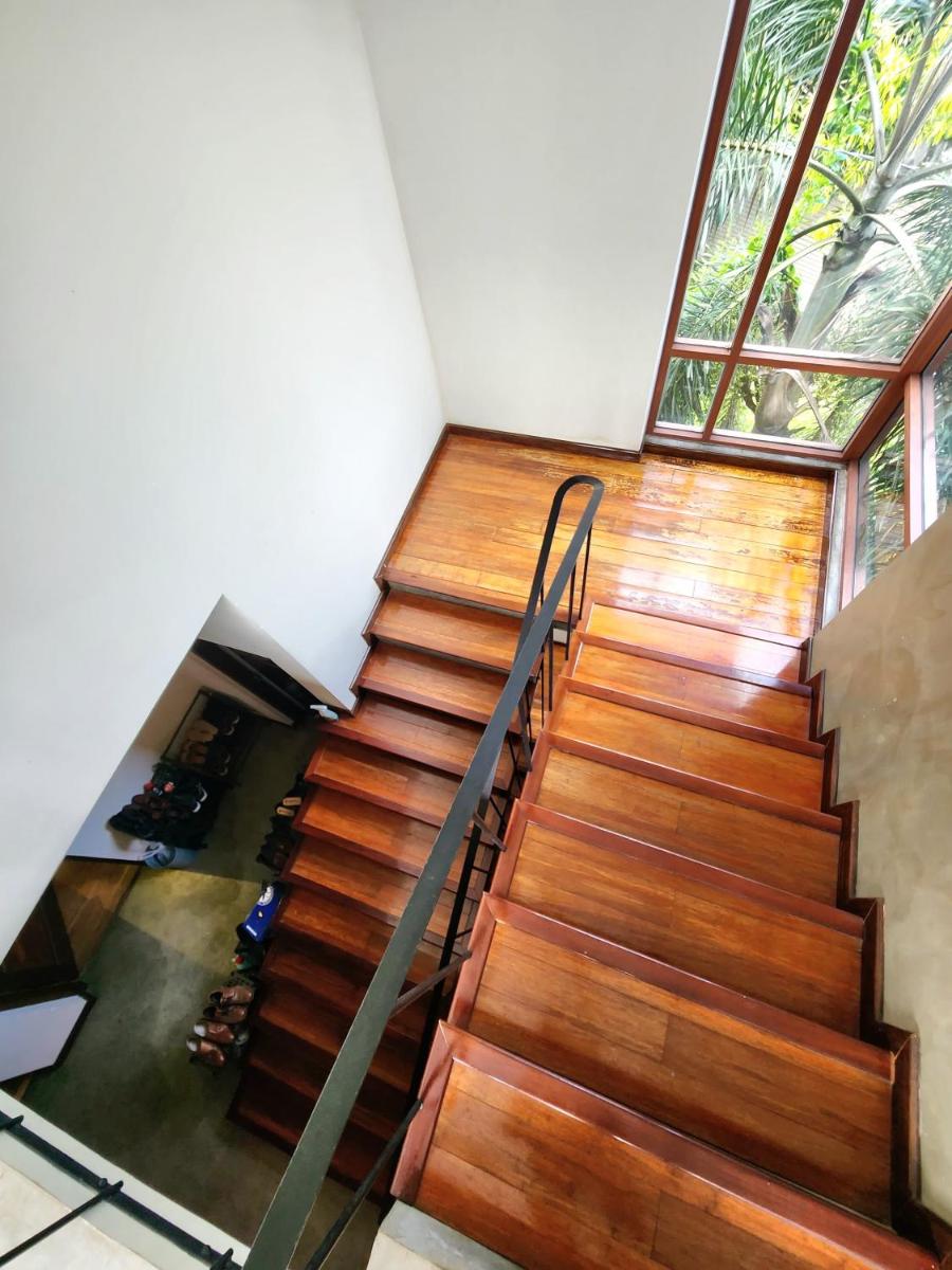 Spacious luxury room with beautiful views ! view 3