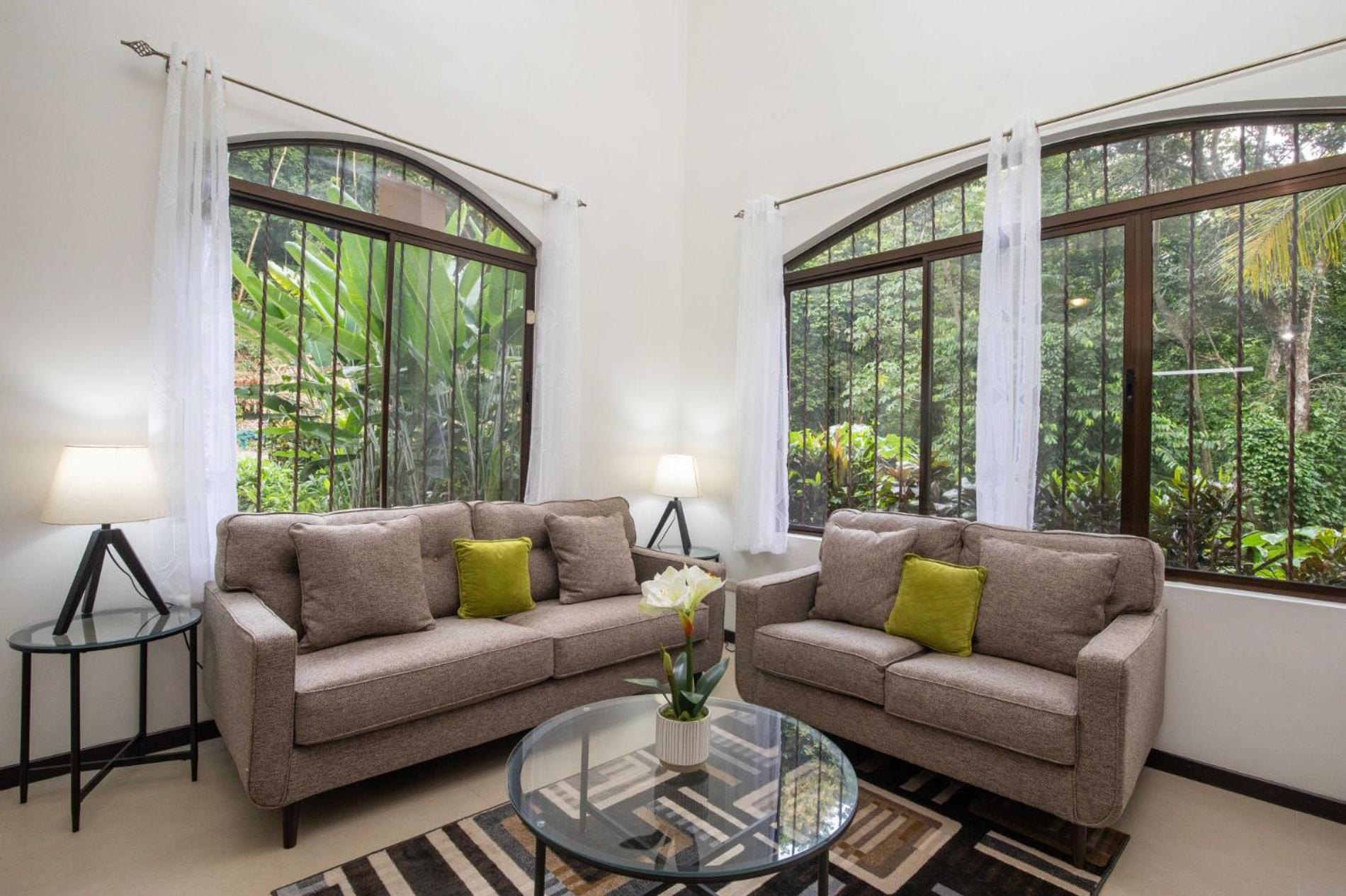 Renovated Casa Heron 3BR Private Pool near MA