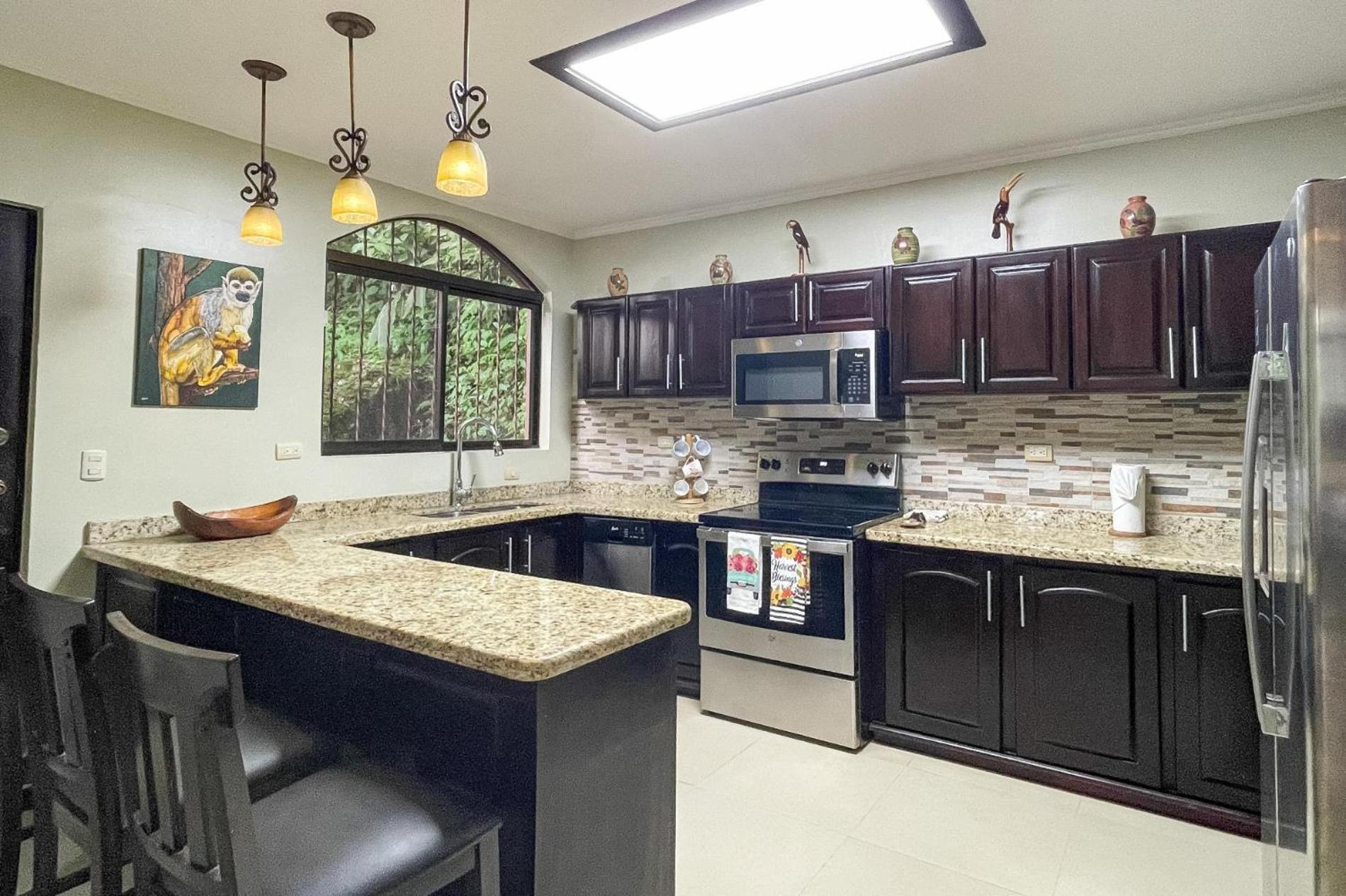 Renovated Casa Heron 3BR Private Pool near MA