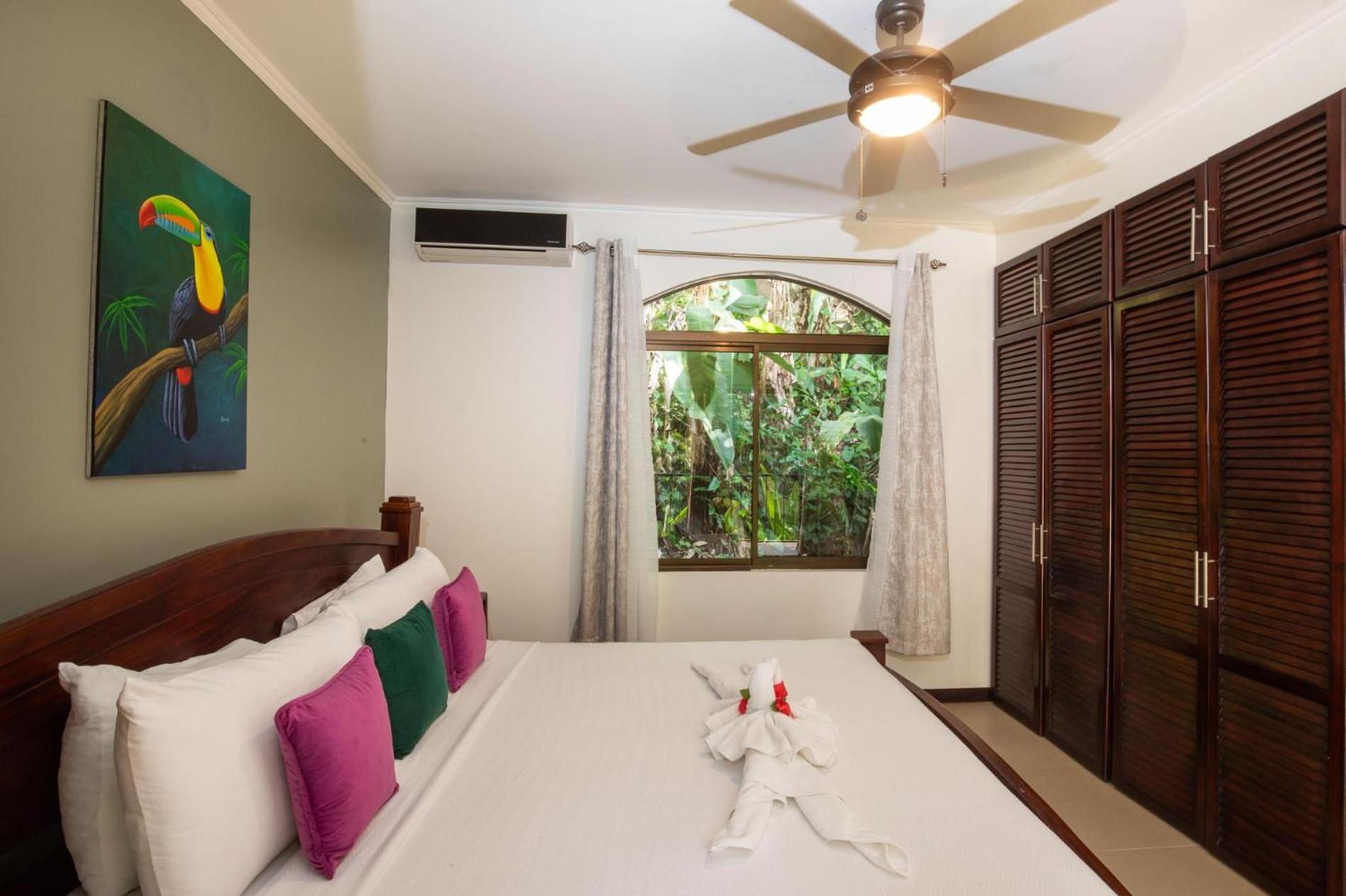Renovated Casa Heron 3BR Private Pool near MA