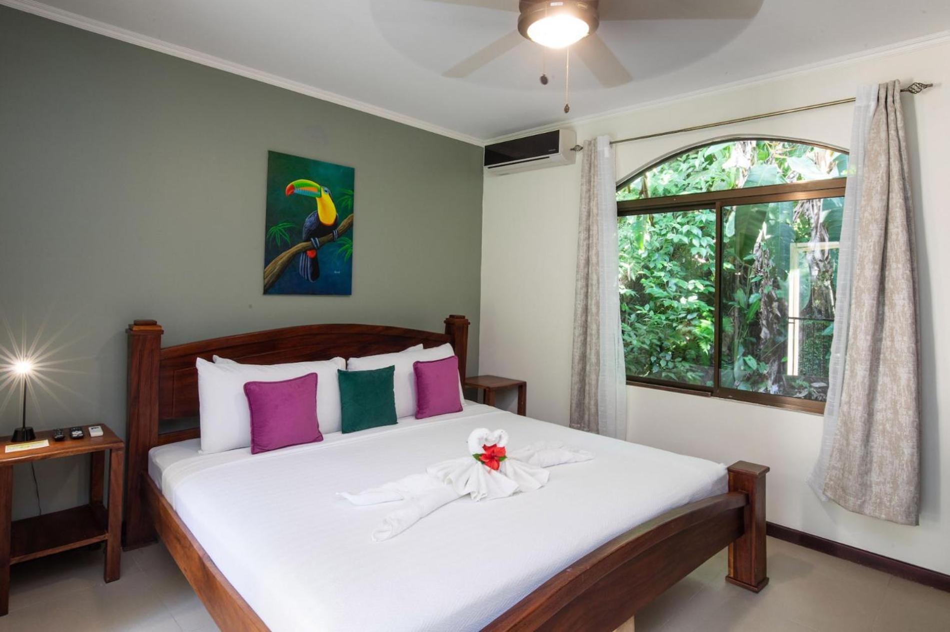 Renovated Casa Heron 3BR Private Pool near MA