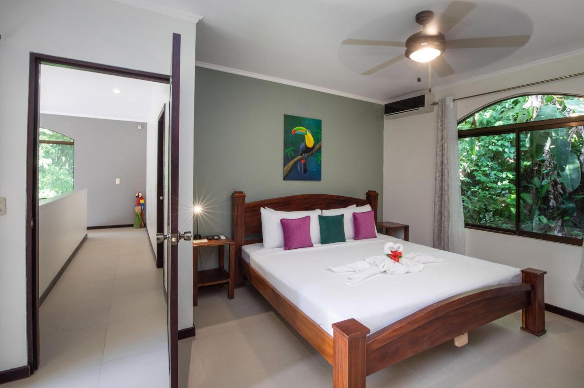 Renovated Casa Heron 3BR Private Pool near MA