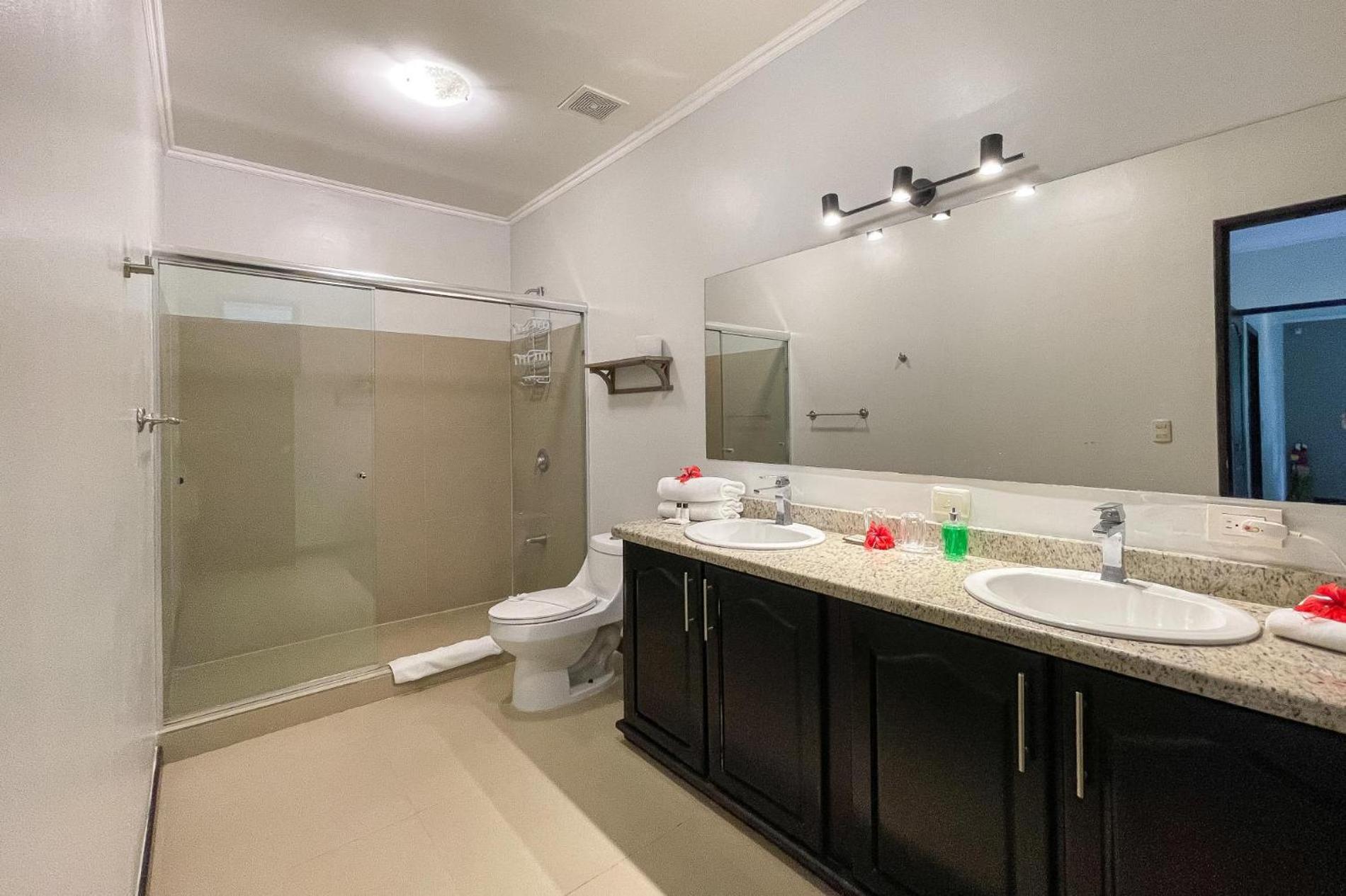 Renovated Casa Heron 3BR Private Pool near MA