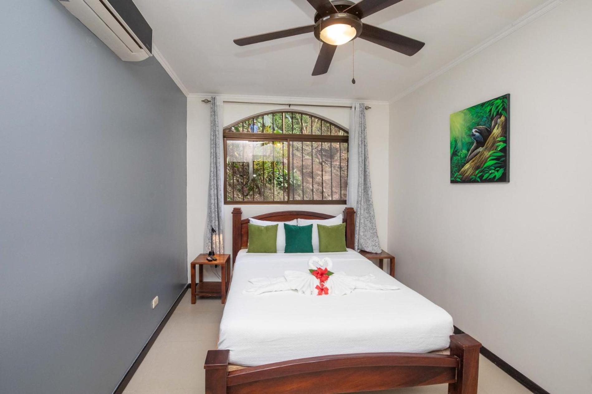Renovated Casa Heron 3BR Private Pool near MA