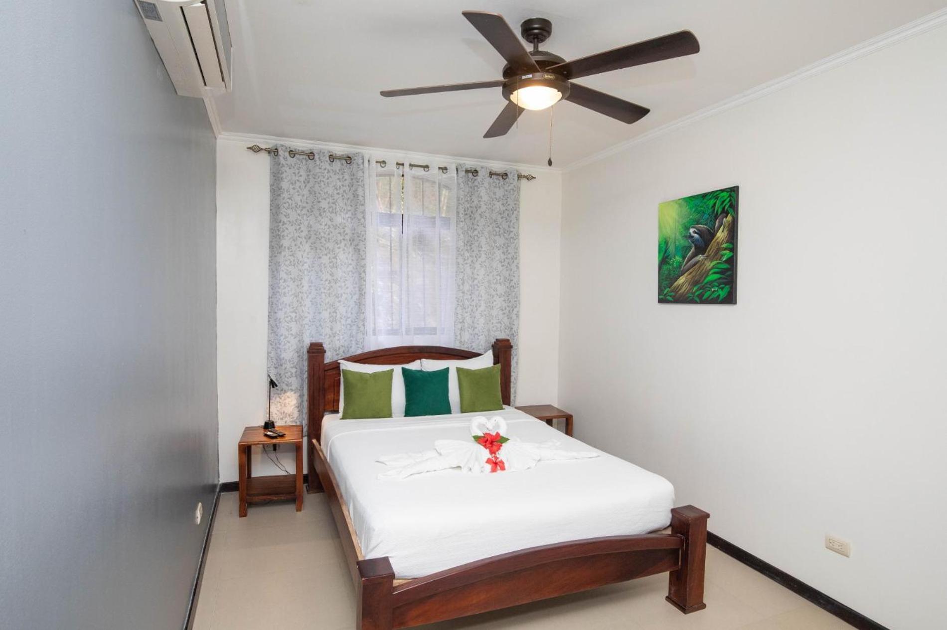 Renovated Casa Heron 3BR Private Pool near MA