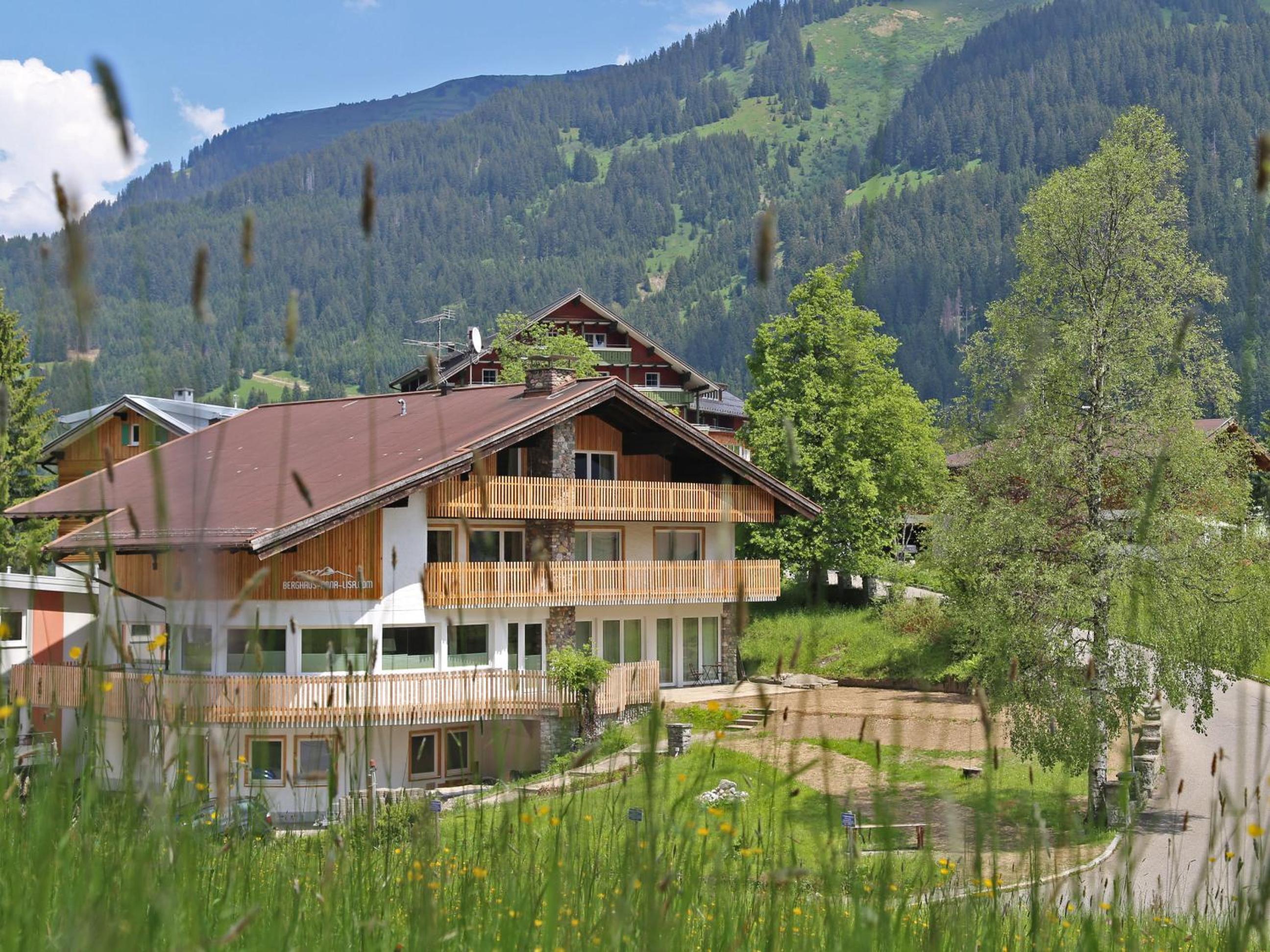 Berghaus Anna Lisa view 2