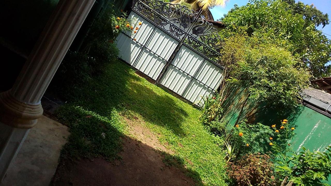 VA Villa Hikkaduwa view 5