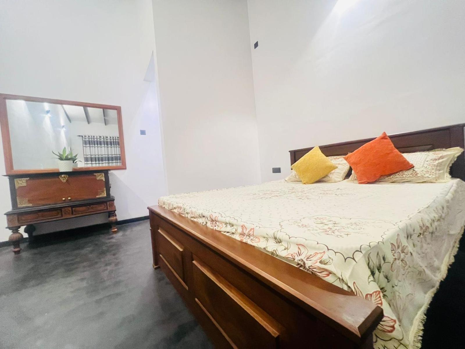 Qpoint Apartment