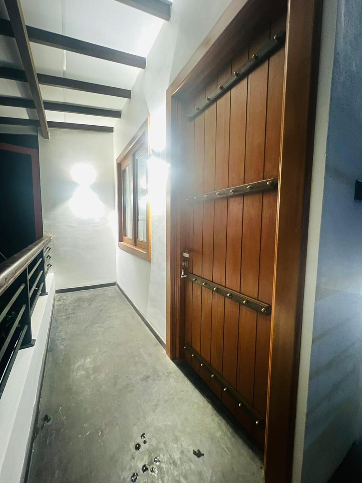 Qpoint Apartment