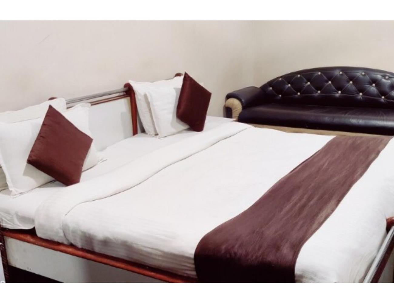 Hotel Paras, Jabalpur view 5