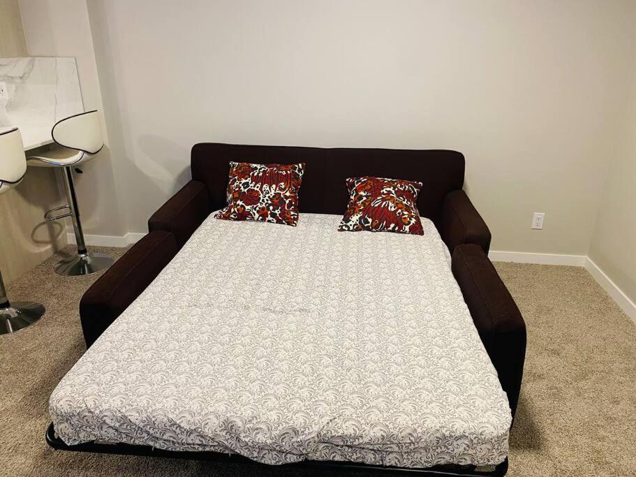 Newly built 2 Bedroom Basement apartment