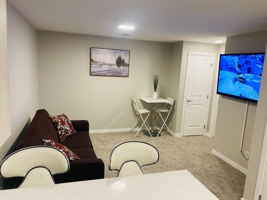 Newly built 2 Bedroom Basement apartment