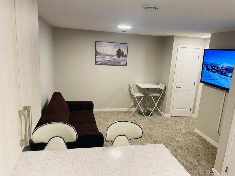 Newly built 2 Bedroom Basement apartment
