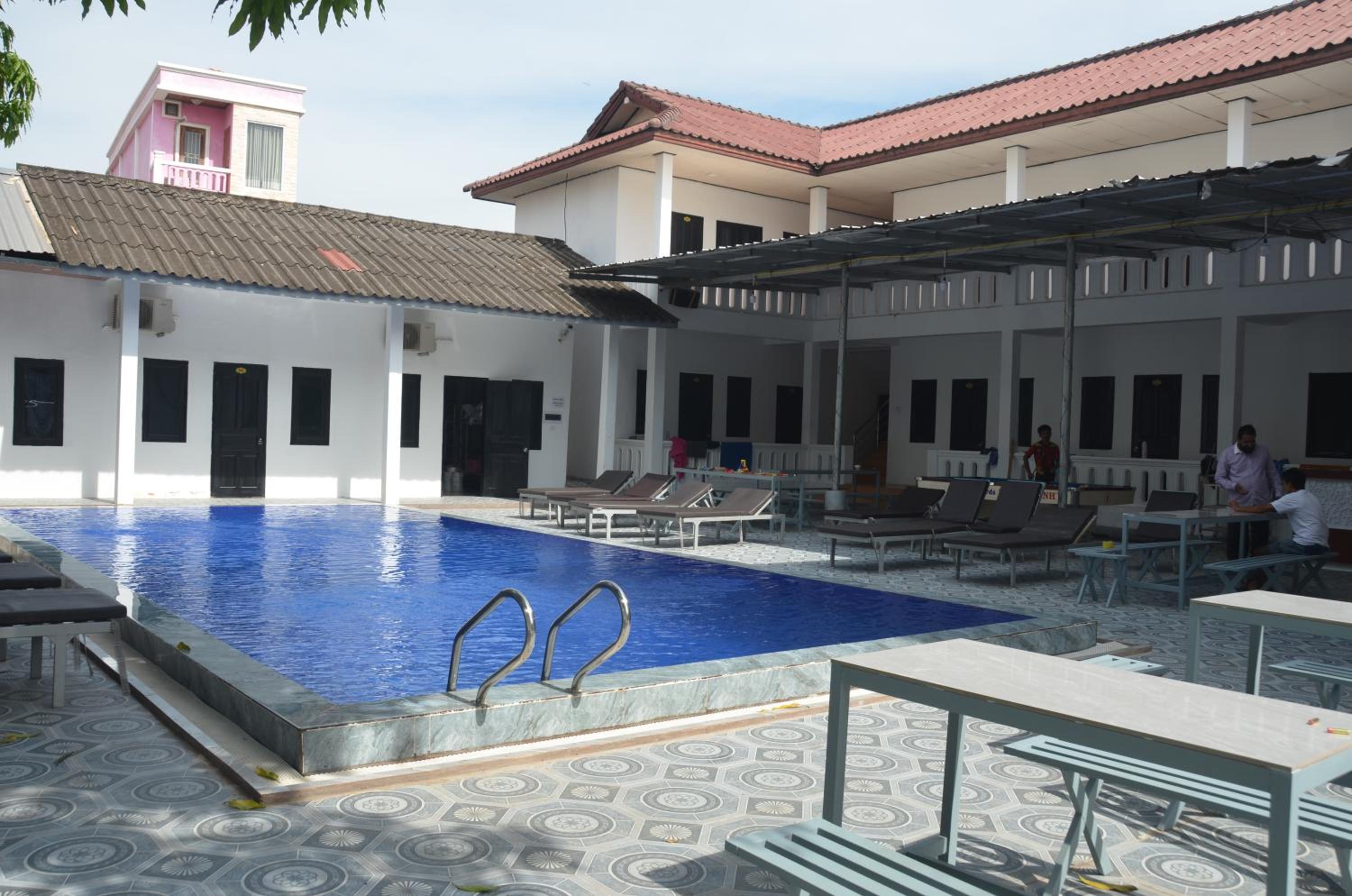 Top One Backpacker Hostel