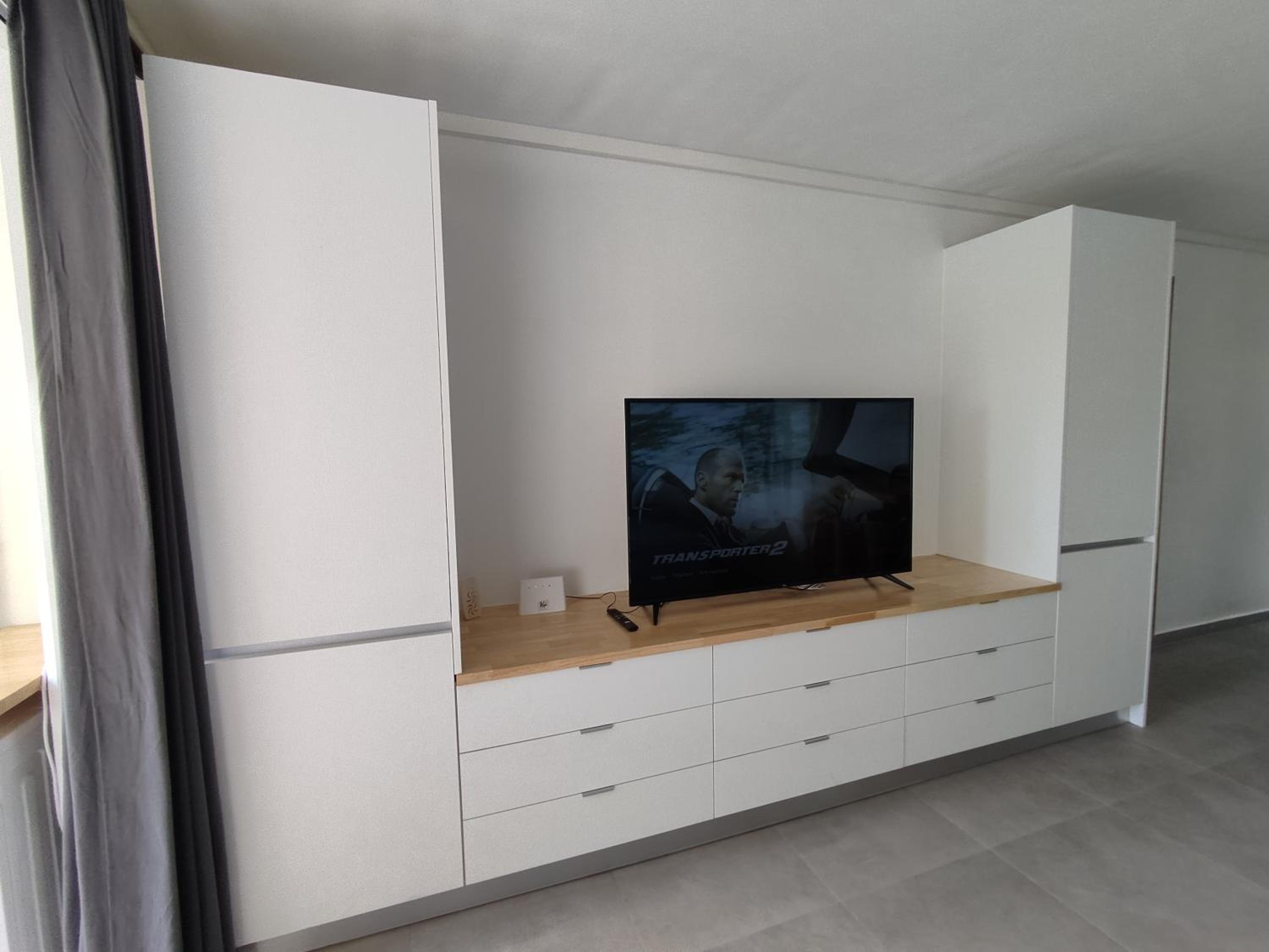 Photo 8
