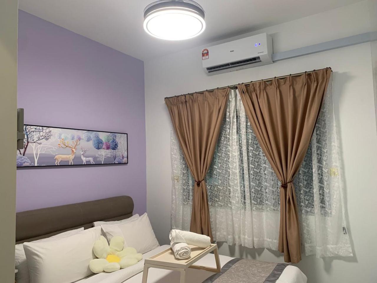 Corner KL Pool View RC Residence with High Internet Speed 500Mbps