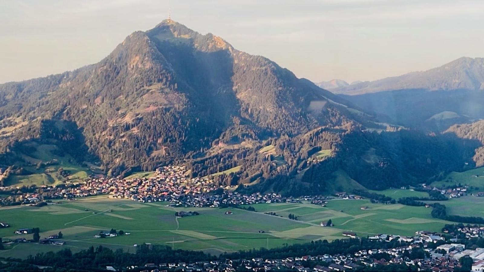 Ferienwohnung Alpensymphonie mit 110 m2 und sonnigem Balkon