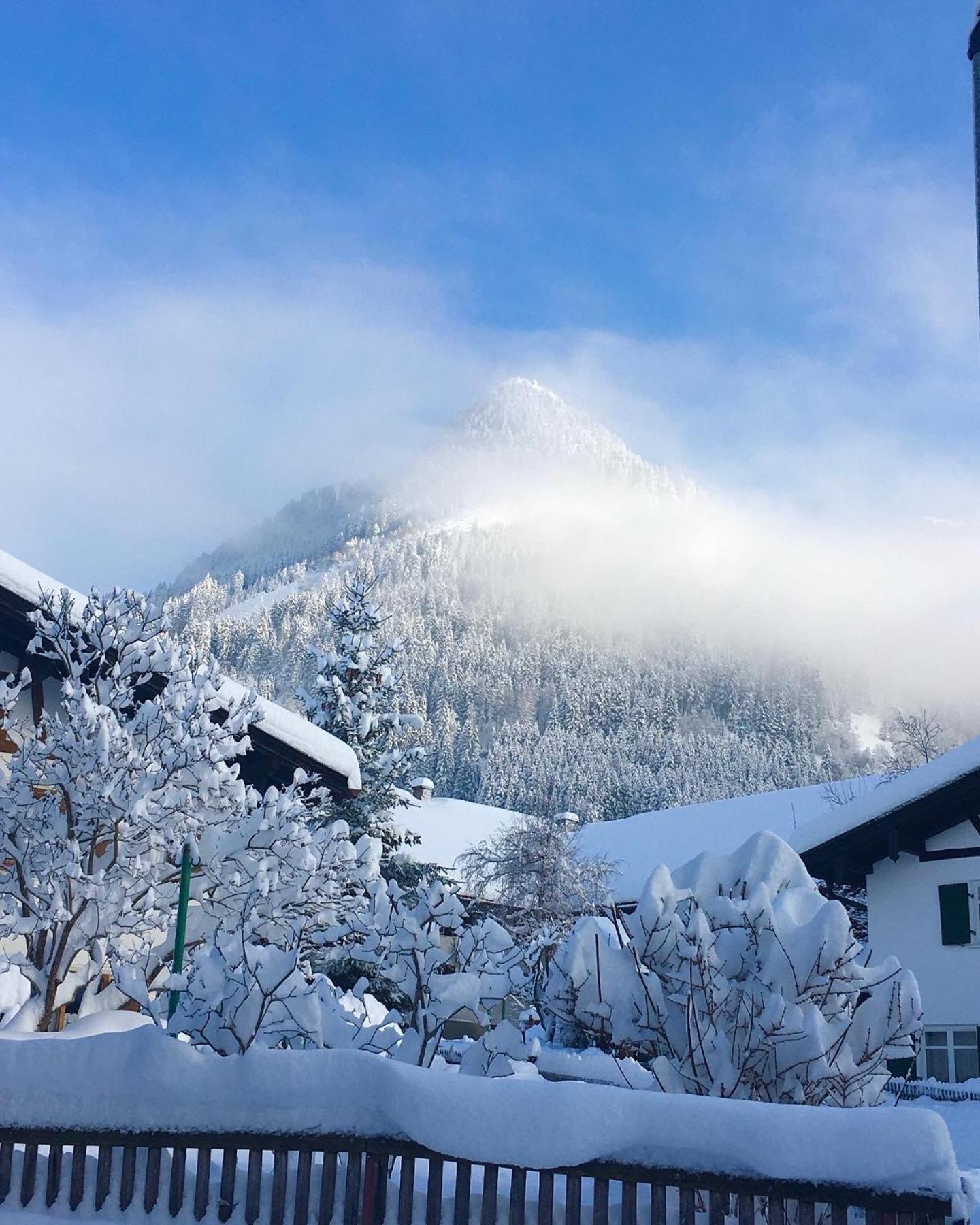 Ferienwohnung Alpensymphonie mit 110 m2 und sonnigem Balkon