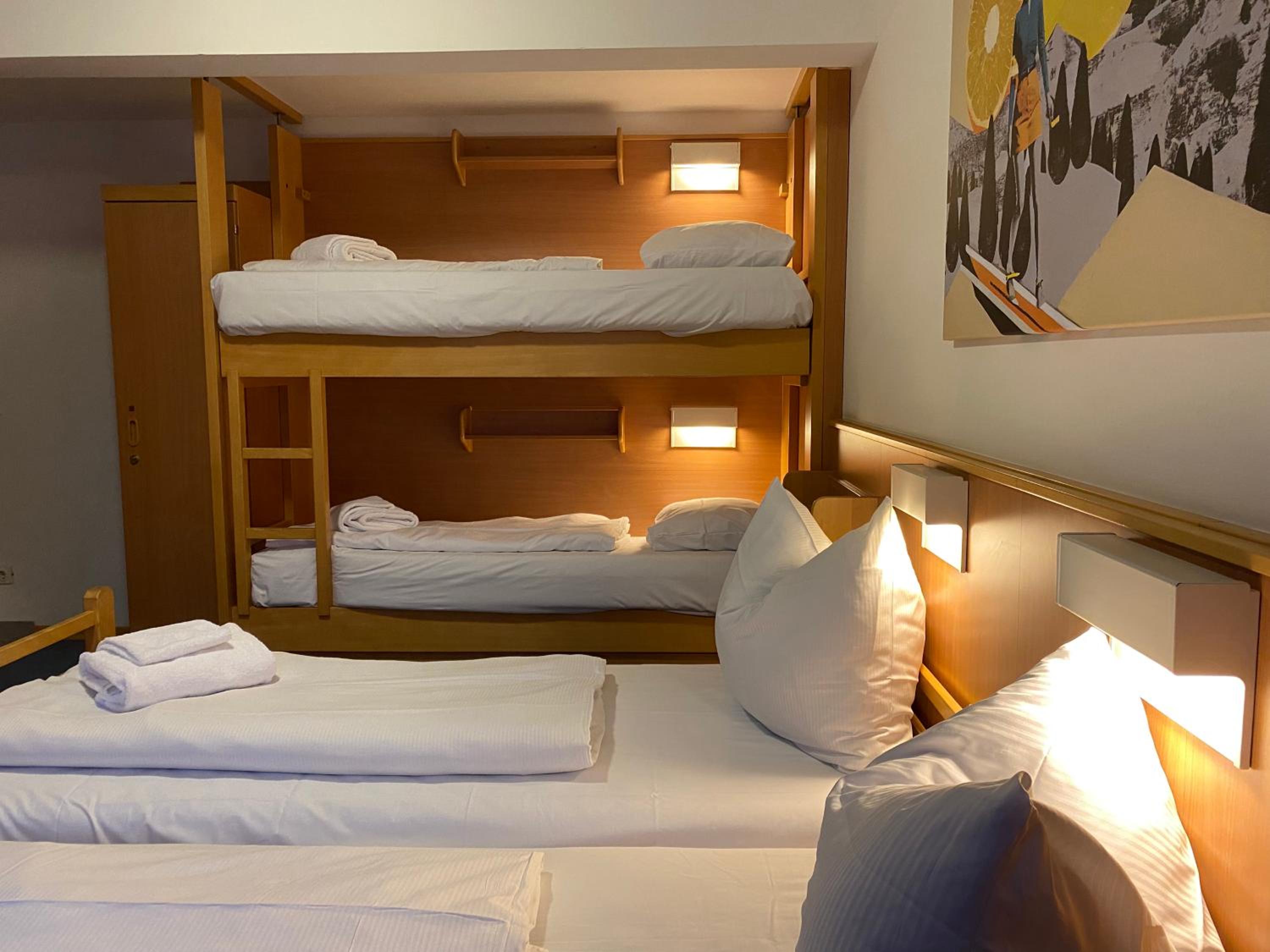 Twenty Seven City Hotel