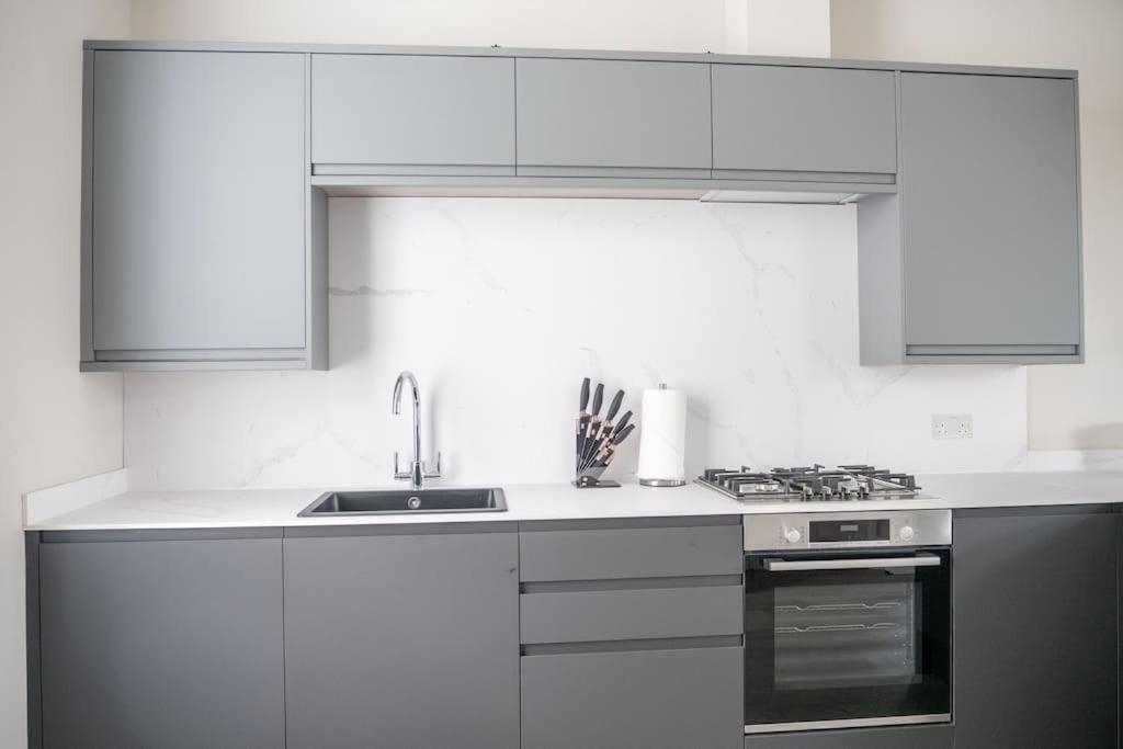Spectacular flat located in prime Notting Hill