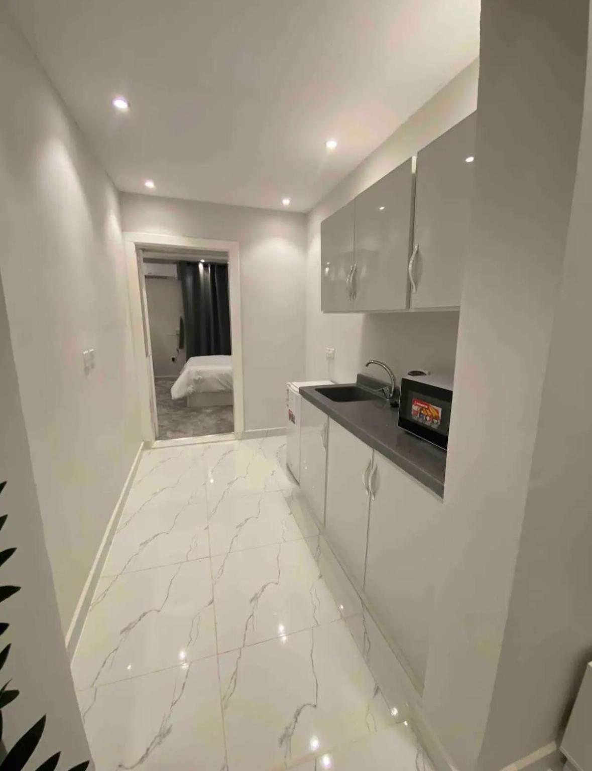 43_1 bedroom apartment_ self check in