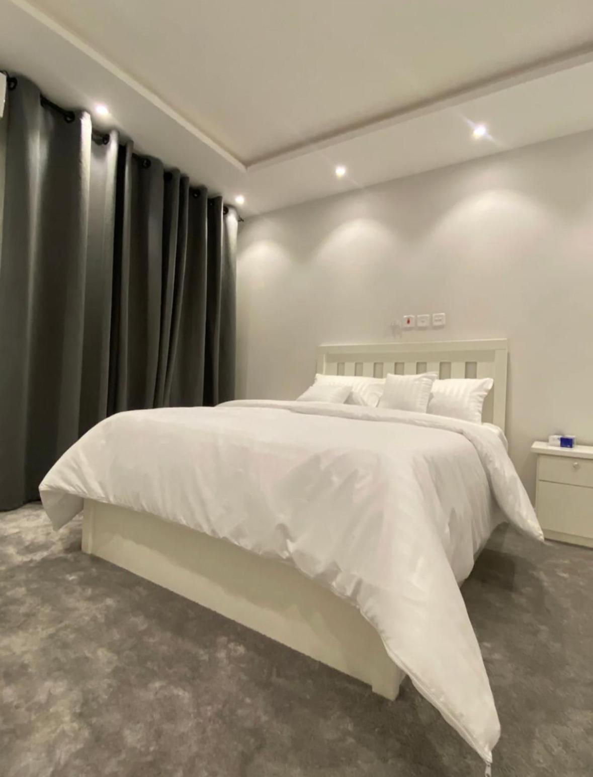 43_1 bedroom apartment_ self check in